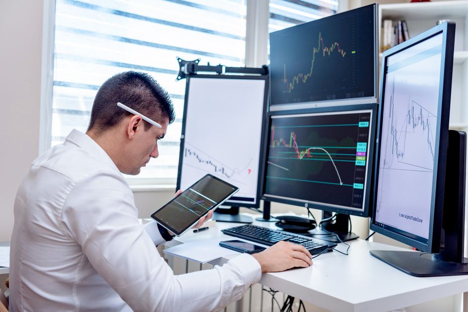 Best AI Stock Market Analysis Tools for LongTerm Investors 2