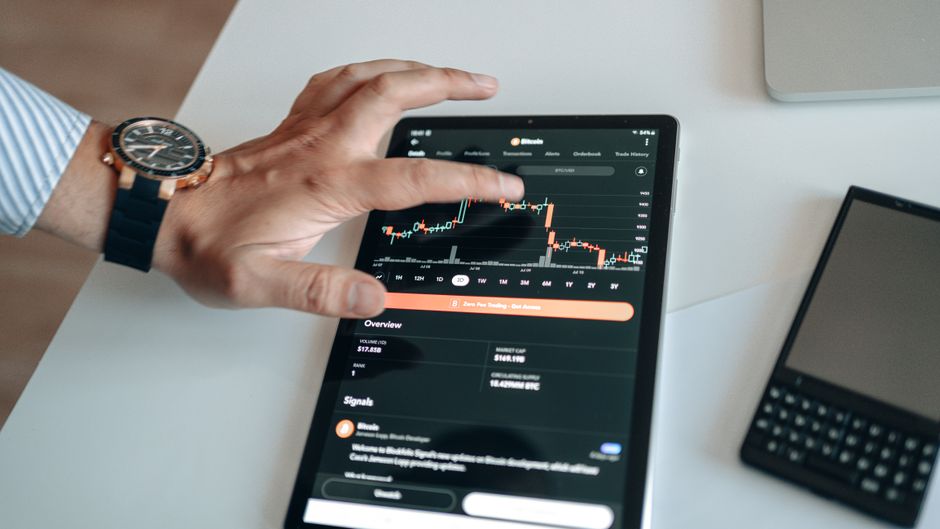 Best AI Stock Market Analysis Tools for LongTerm Investors 5