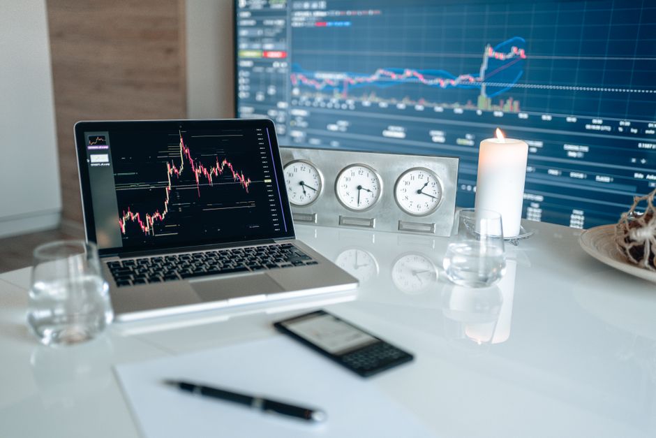 How to Invest in AI Stocks in July  A Pro Strategy 3