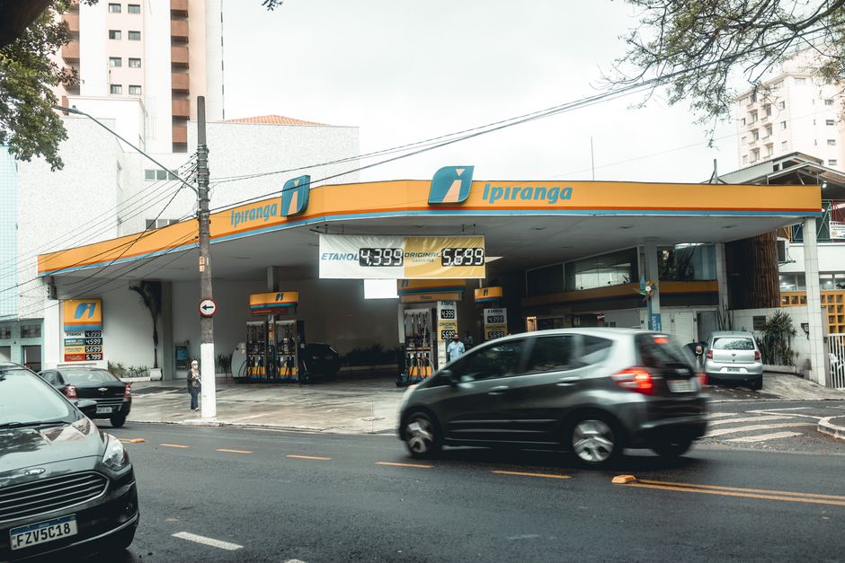 Will Trumps Venezuelan Oil Policy Spike Gas Prices in 6